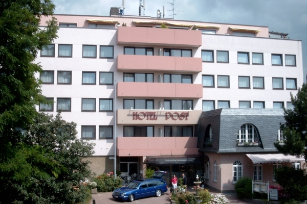 Hotel Post Airport
